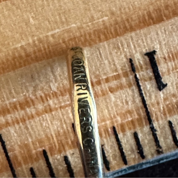 Vintage Joan Rivers Gold Wire Wrapped Caged Faux black Stone Dangle Earrings - Picture 9 of 12